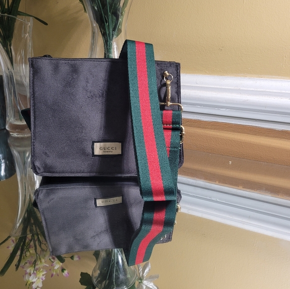 Gucci pouch converted into shoulder bag or strap bag. Aftermarket shoulder strap - Picture 4 of 13
